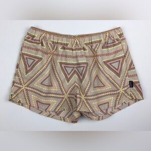 Patagonia Barely Baggies Shorts Size Medium 2.5” Inseam Peach Aztec Pattern
